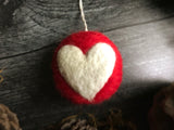 Round ornament, Amanita Red w/ Heart
