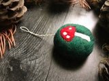 Round ornament, Pine Green w/ Mushroom