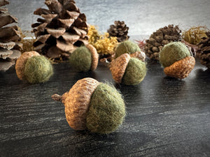 Felted wool acorns, set of 6, Moss Green