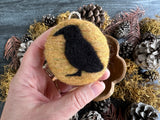 Round ornament, Maple Leaf Yellow w/ Crow